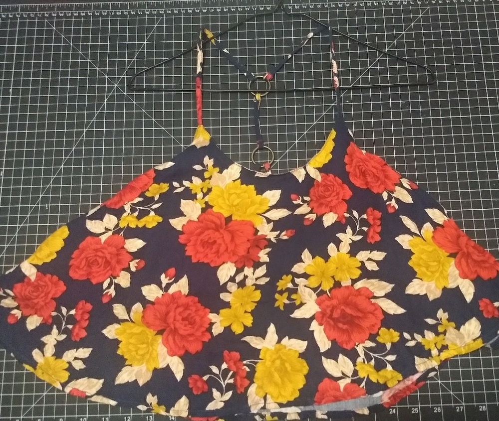American eagle flora crop tank top